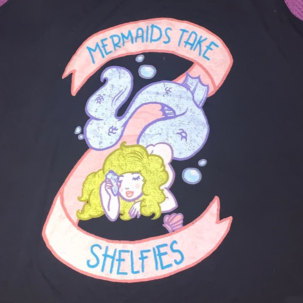 Mermaids Take Shelfies Tank Top